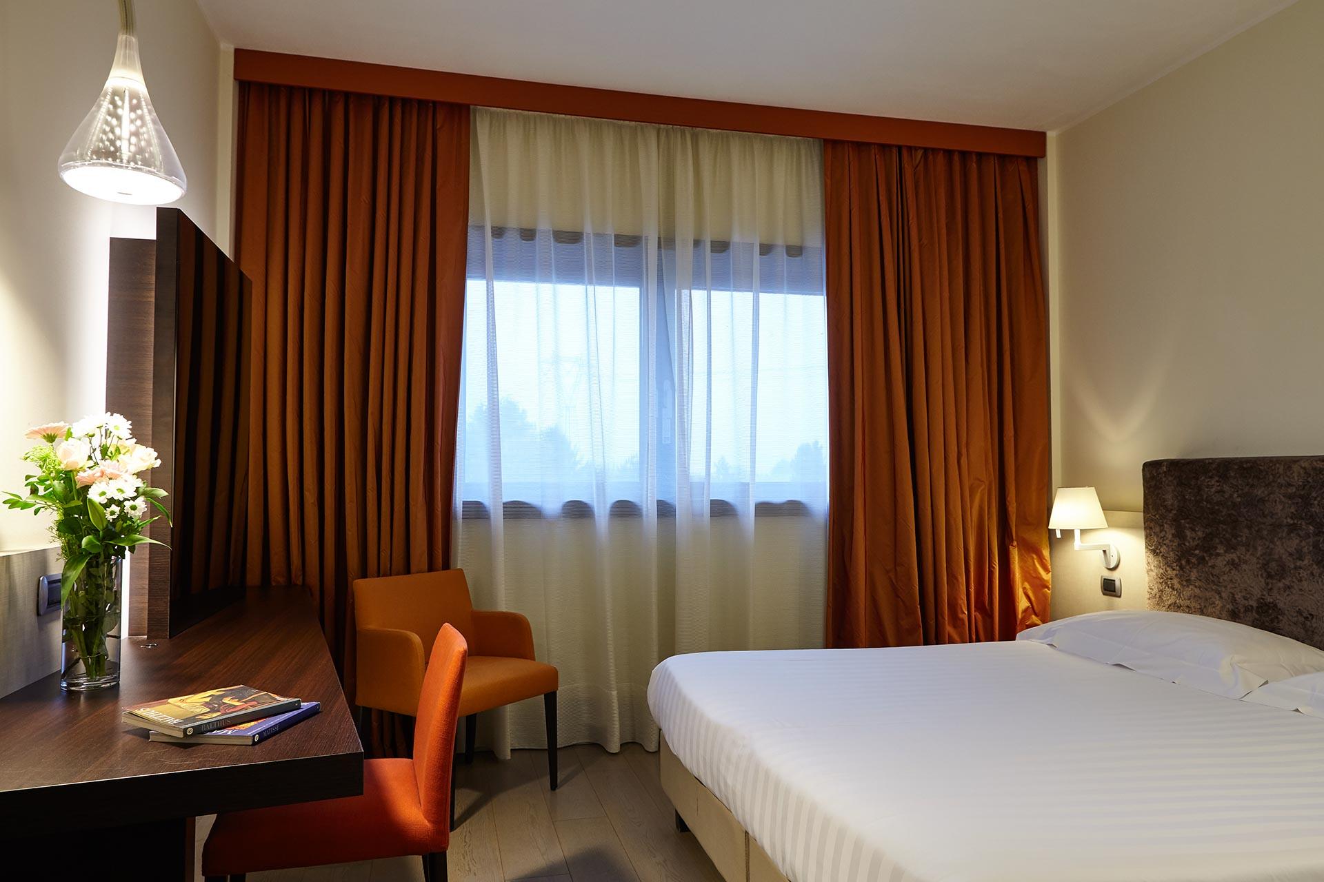 Rmh Modena Des Arts Hotel Kültér fotó