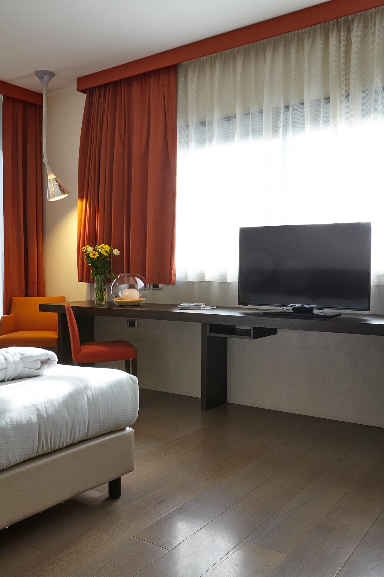 Rmh Modena Des Arts Hotel Kültér fotó
