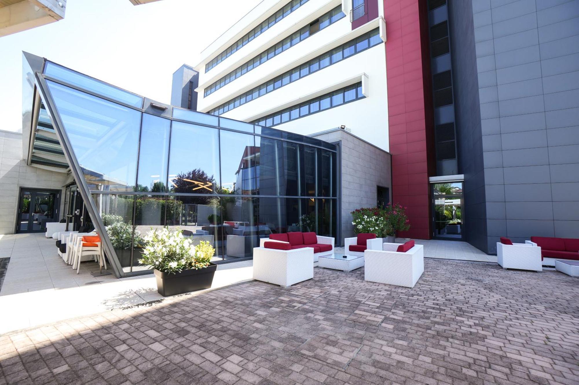 Rmh Modena Des Arts Hotel Kültér fotó