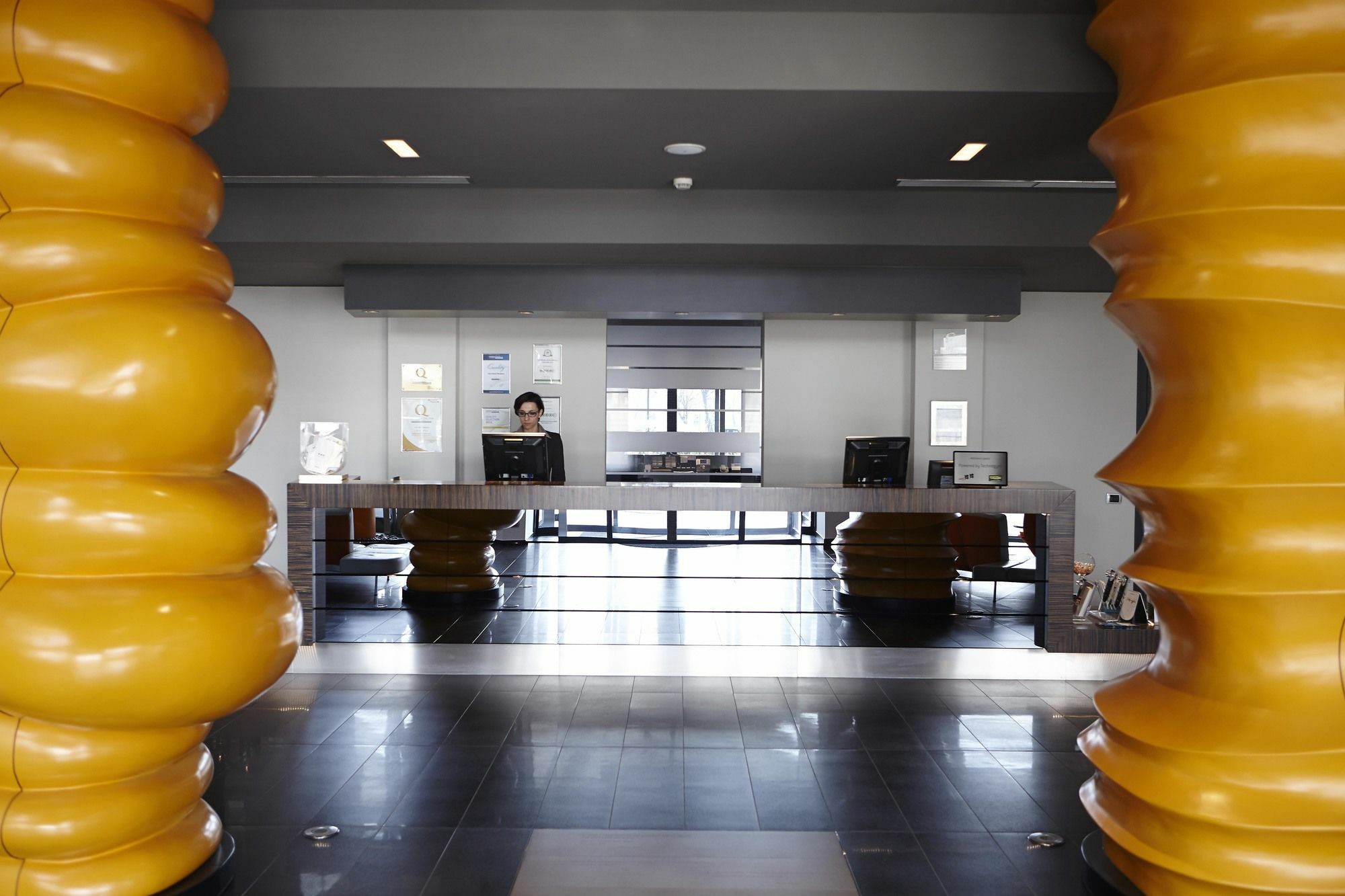 Rmh Modena Des Arts Hotel Kültér fotó
